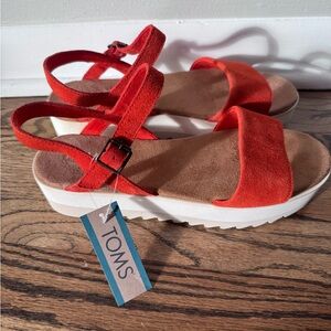 TOMS Women's Brynn sandals in flame suede